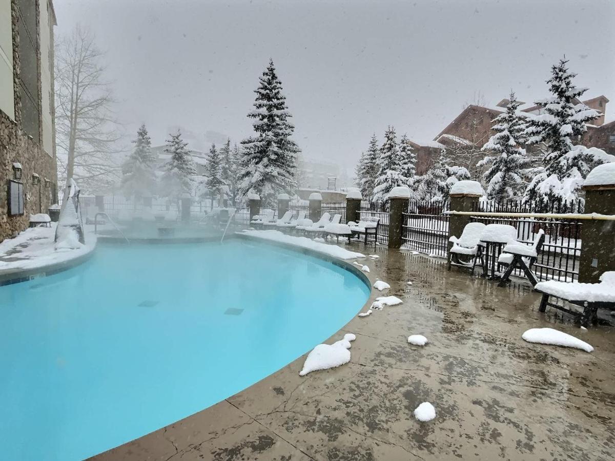 1bd 274 Perfect Location with Pool and Hot Tub - B&B
