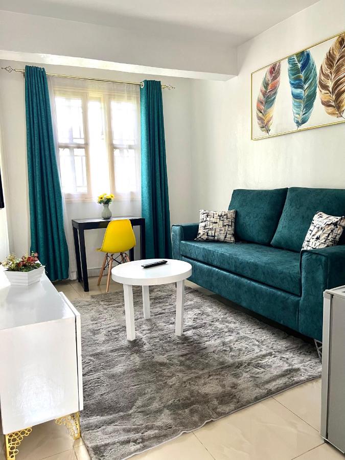 Dees apartment Milimani - Fast Wifi & Secure Parking - Bed and Breakfast