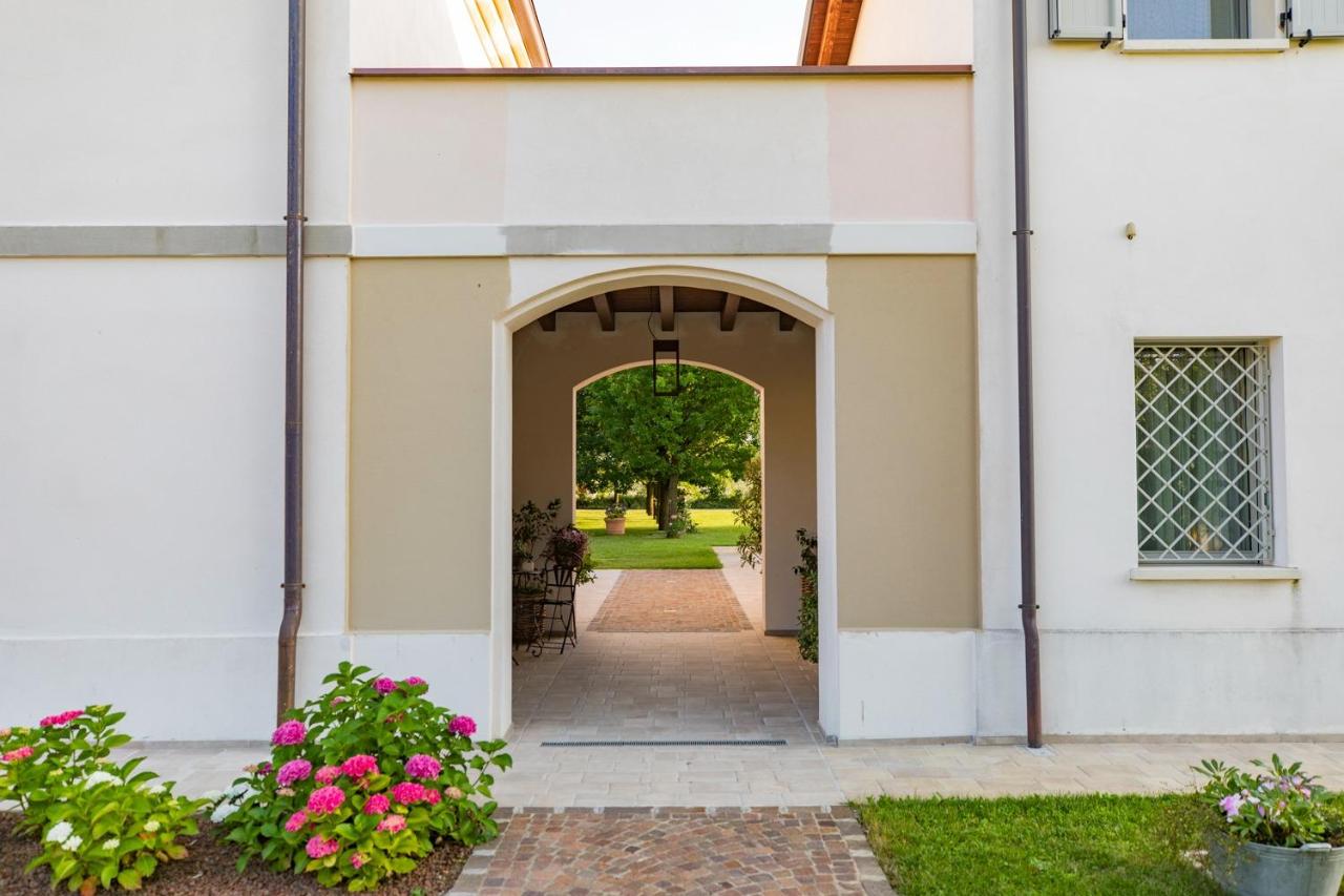 Saranto, Maison du Charme - La Tua Oasi nel Verde dell'Emilia - B&B Carpi