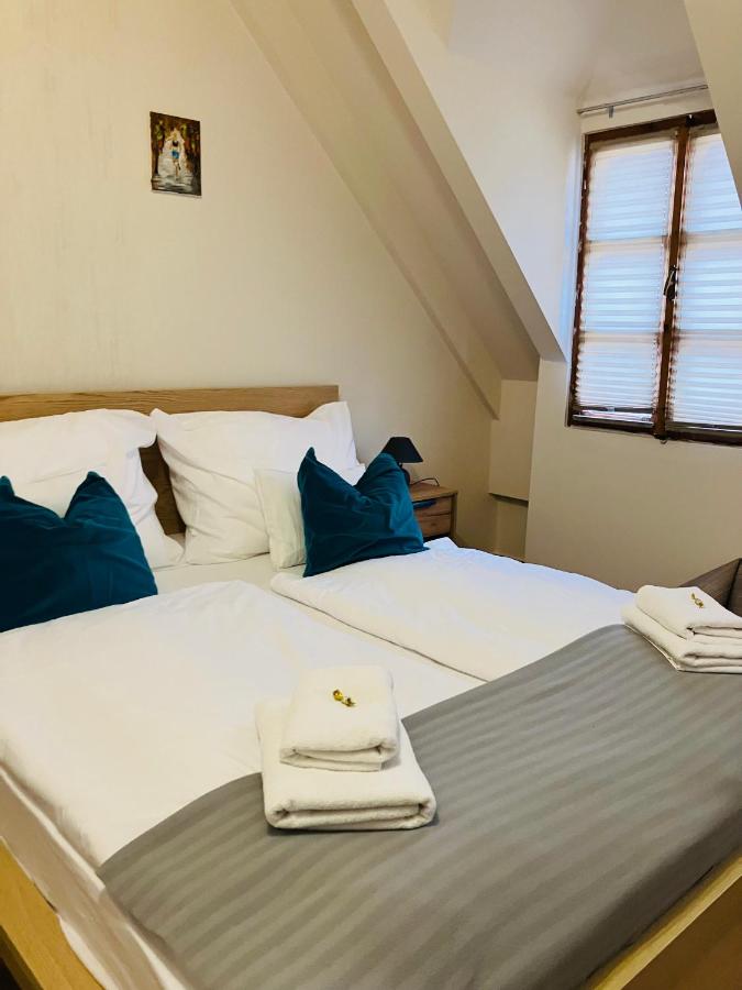 Downtown- Családi Apartman - B&B Győr