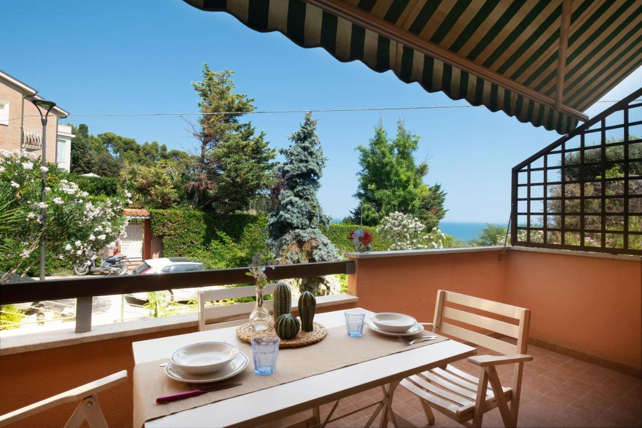 161 - Trilocale al primo piano con terrazzo vista mare, a due passi da Sirolo e Numana centro - SPIAGGIA WHITE BEACH CLUB OMAGGIO dal lun al ven FINO AL 02-08 - B&B Sirolo