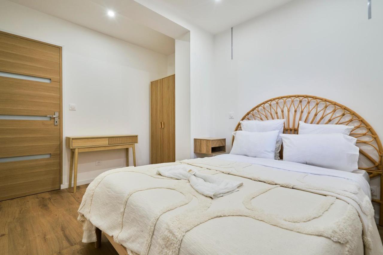 T2 chic et contemporain au RDC - proche de Lille - Bed and Breakfast