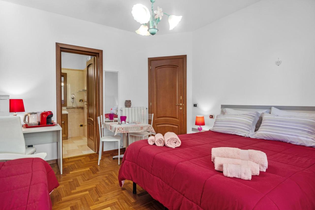 Triple Room with Private Bathroom
