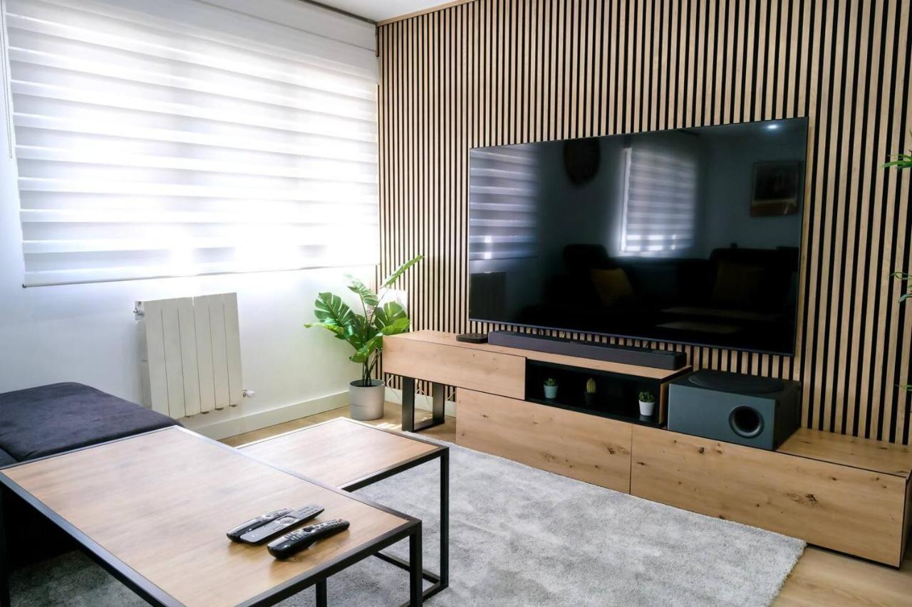 Piso muy moderno y céntrico - B&B Gijón