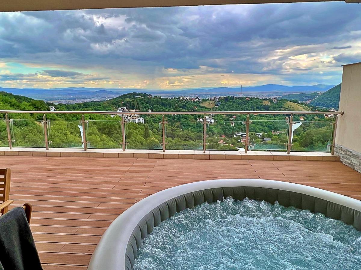 #3 CoroNi Seasons Apart - B&B Braşov