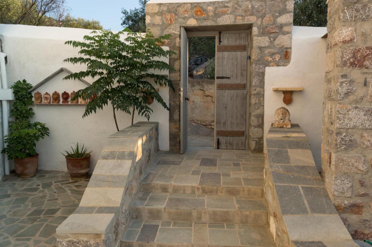 KK Houses - B&B Ýdra