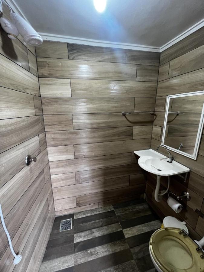 Apartment With Shared Bathroom
