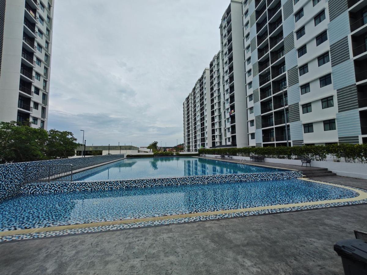 Desaru Utama Residences By Antlerzone - Chambres d’hôtes Bandar Penawar