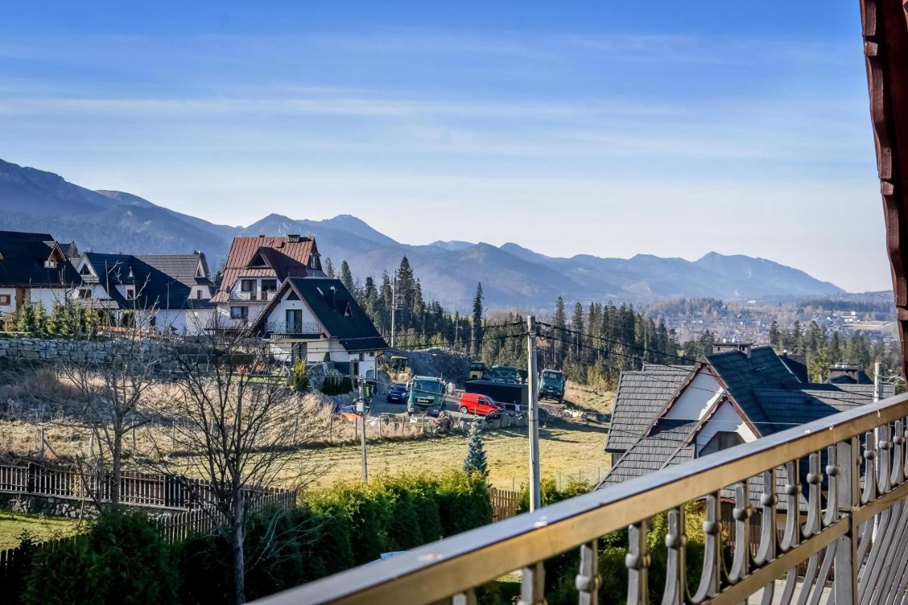 Quadruple Room with Mountain View