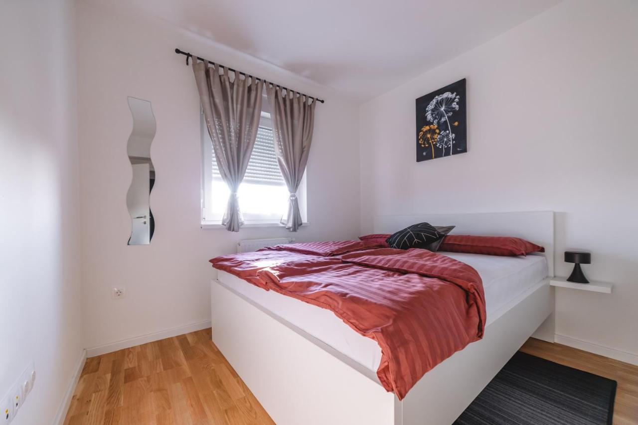 Stross GK - Bed and Breakfast
