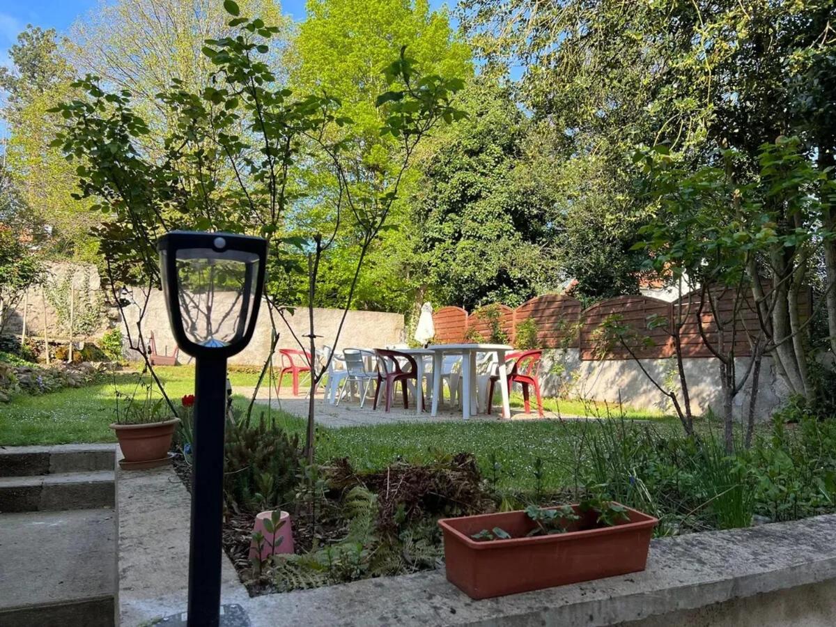 Studio moderne à Néris-les-Bains de 17 m² - B&B