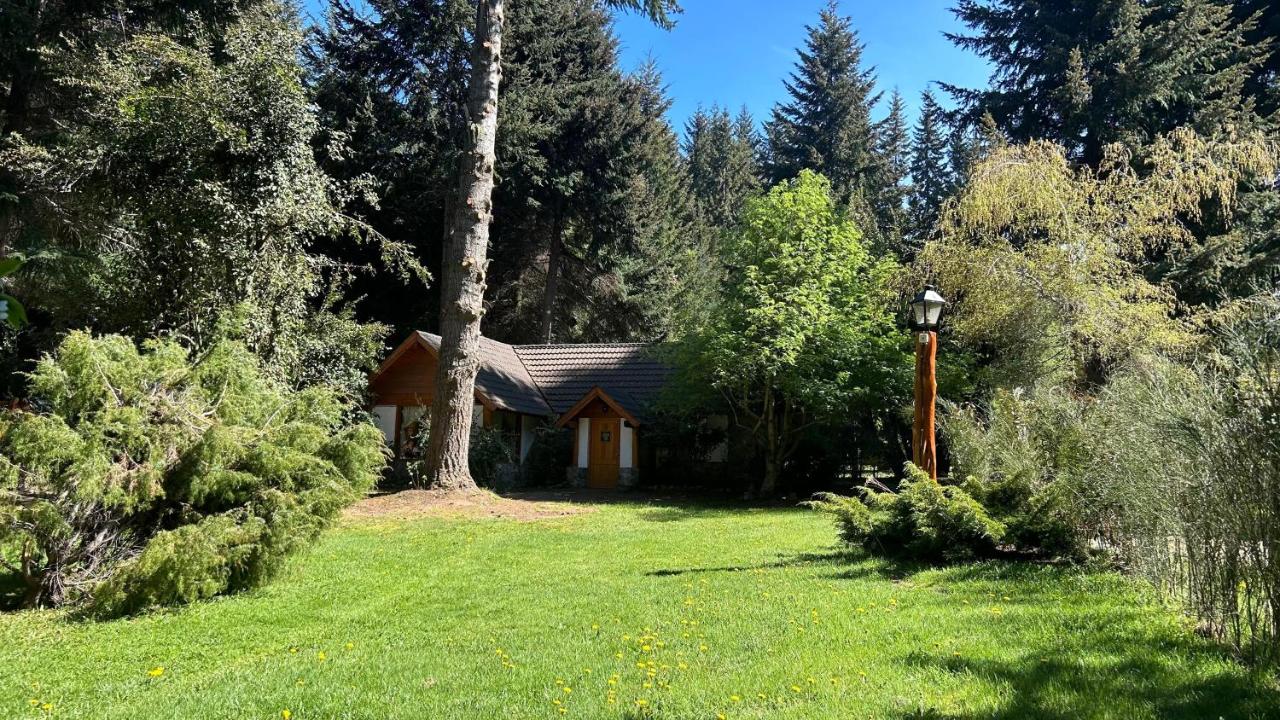 MODO PATAGONIA-Casa Enebro - B&B Villa La Angostura