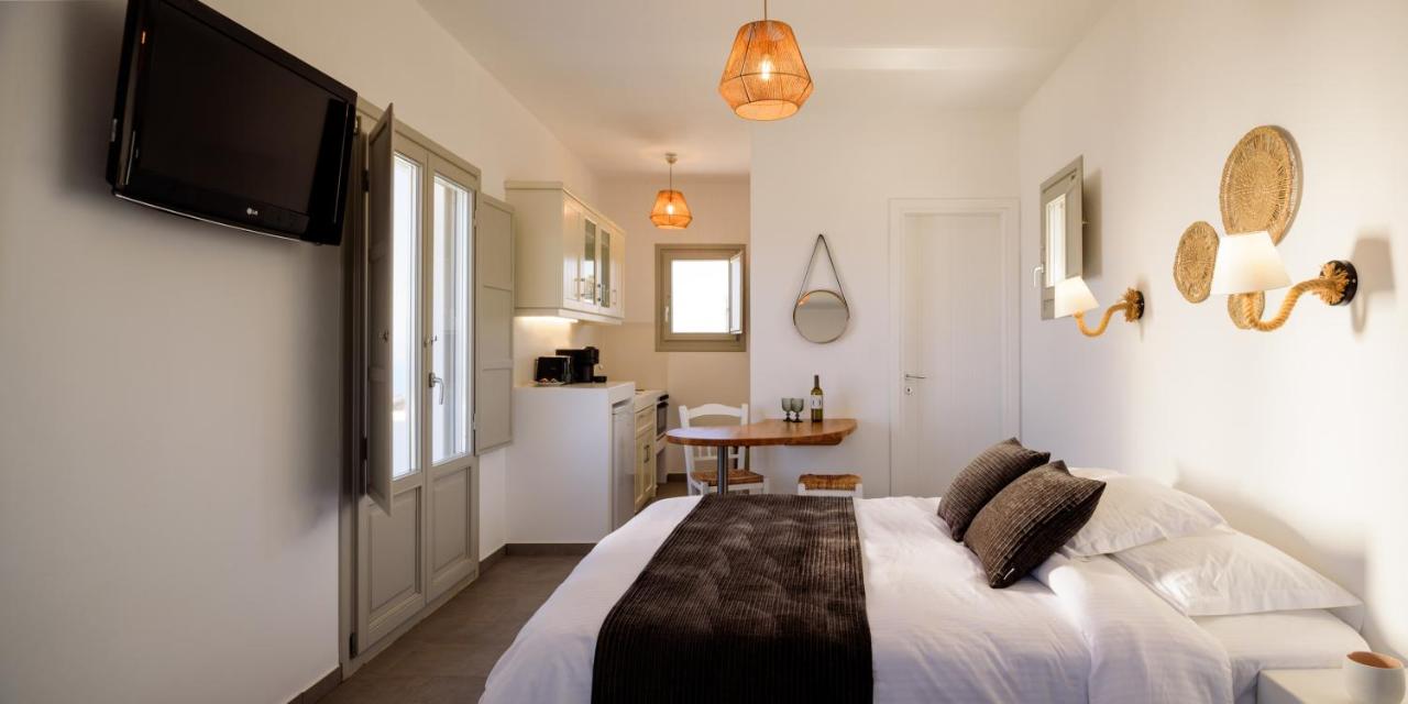 Seascape Suites Folegandros - B&B