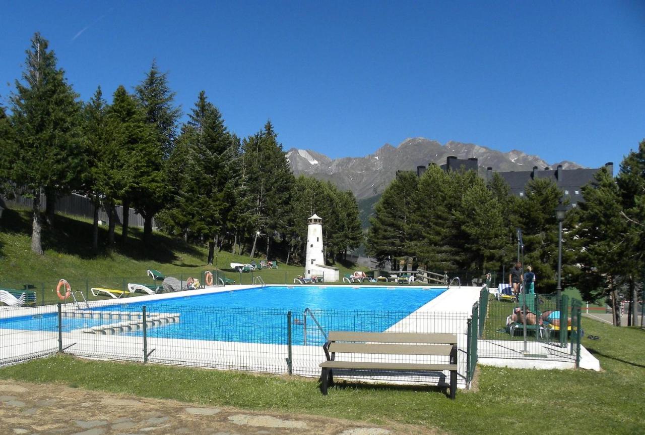 Céntrico apartamento con vistas en Formigal - Entrada 24h sin llaves - B&B Formigal