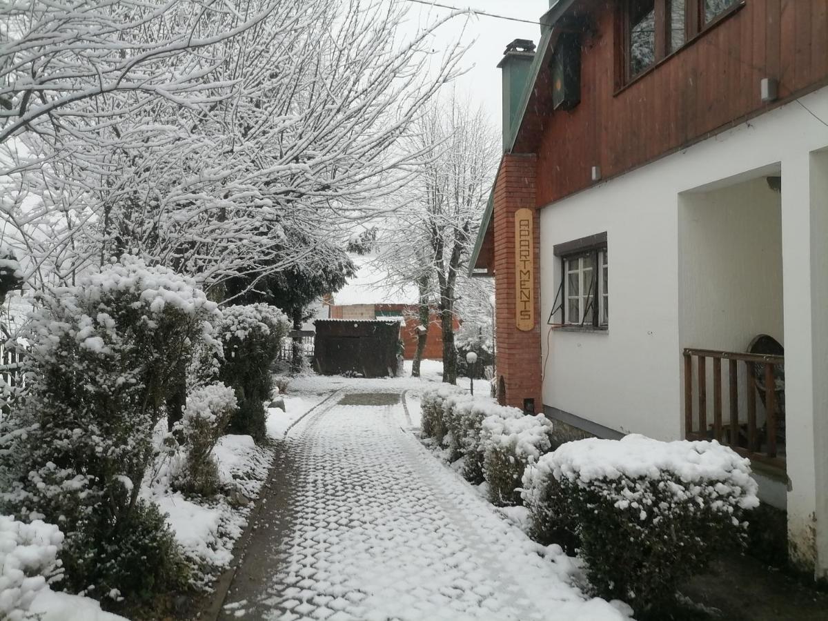 Apartamento con vistas al jardín