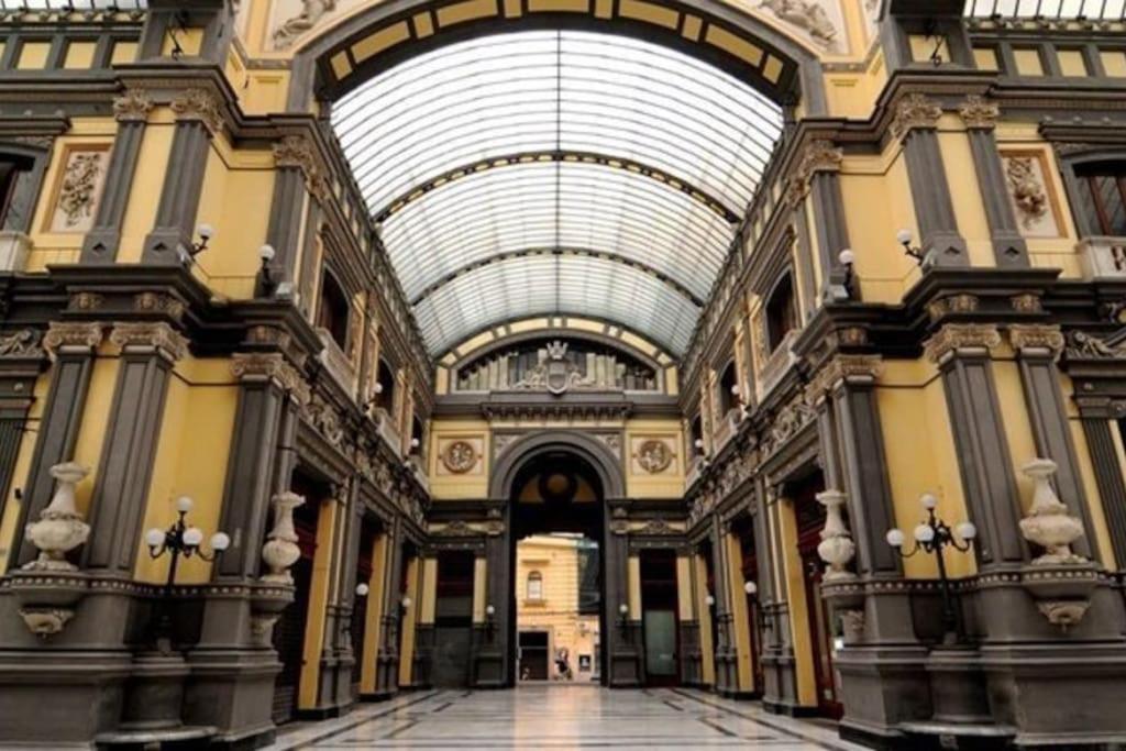Appartamento Isabel a Cavour - B&B Napoli