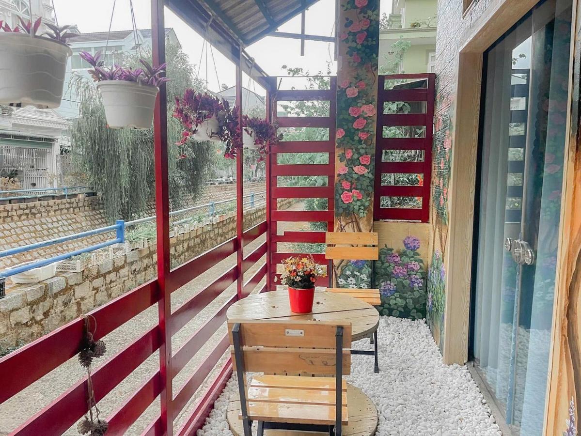 Andy's Homestay- Đà Lạt- Căn hộ 03 giường có ban công - Chambres d'hôtes Da Lat