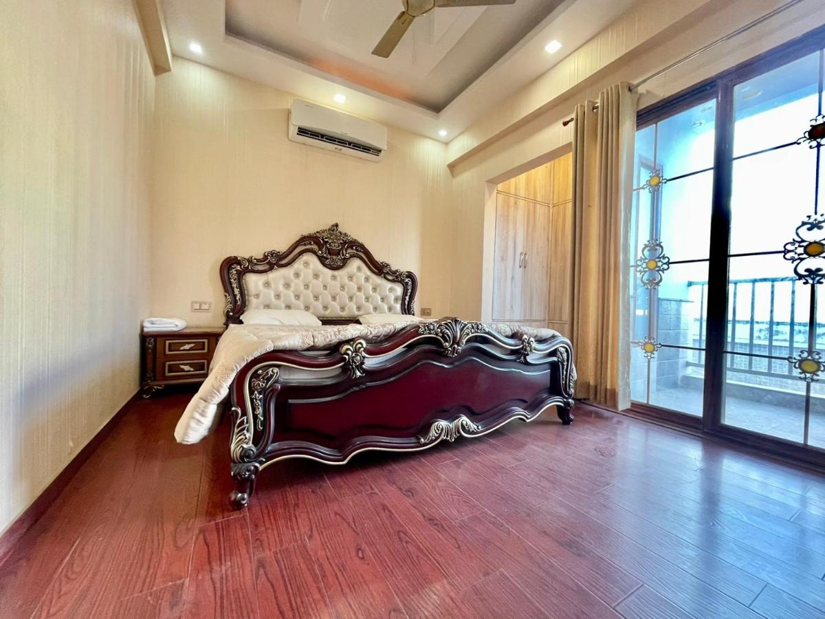 Lovely 3BHK Apartment - B&B