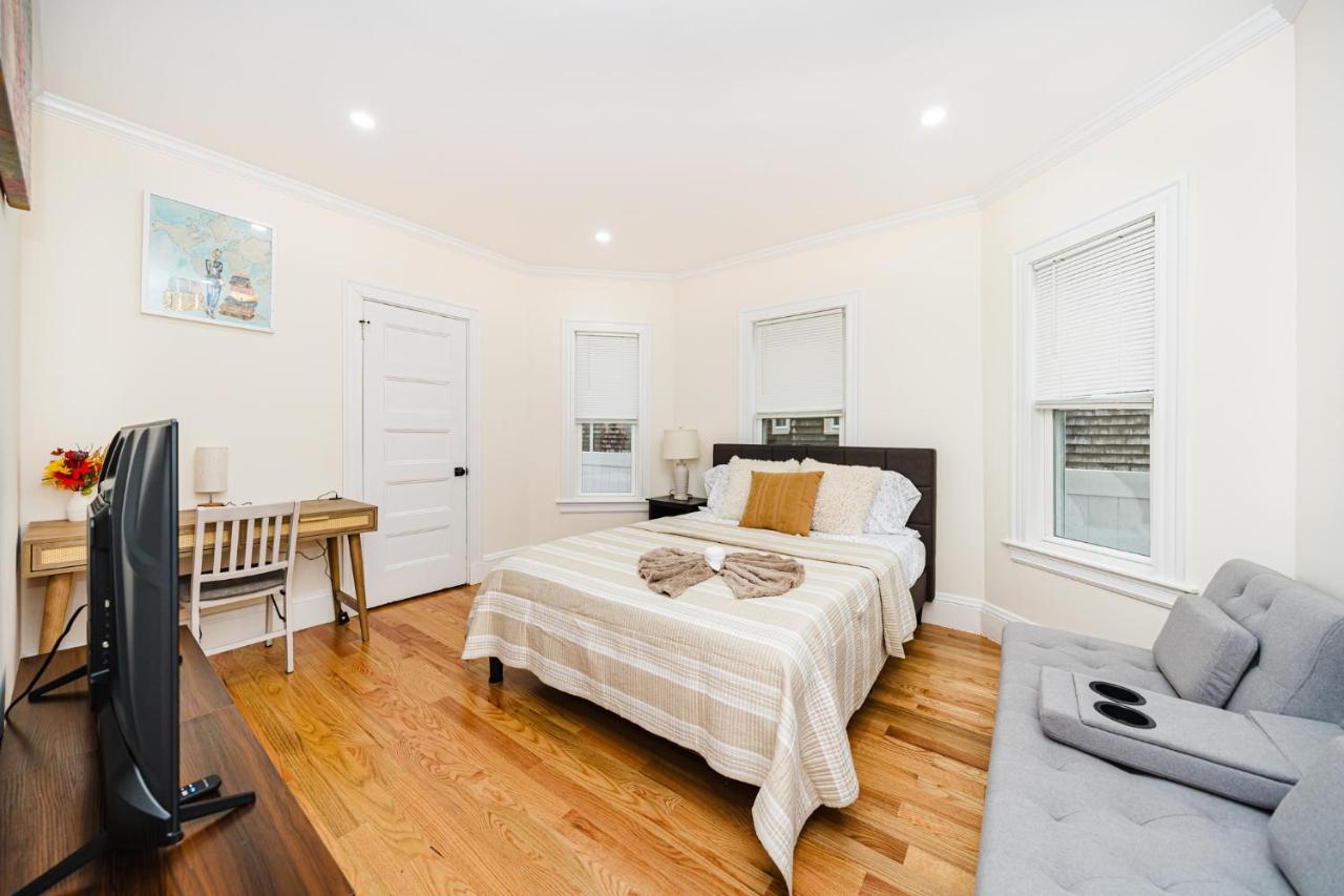 76 Carruth - 4BR Cozy and Lovely Apt - B&B Boston