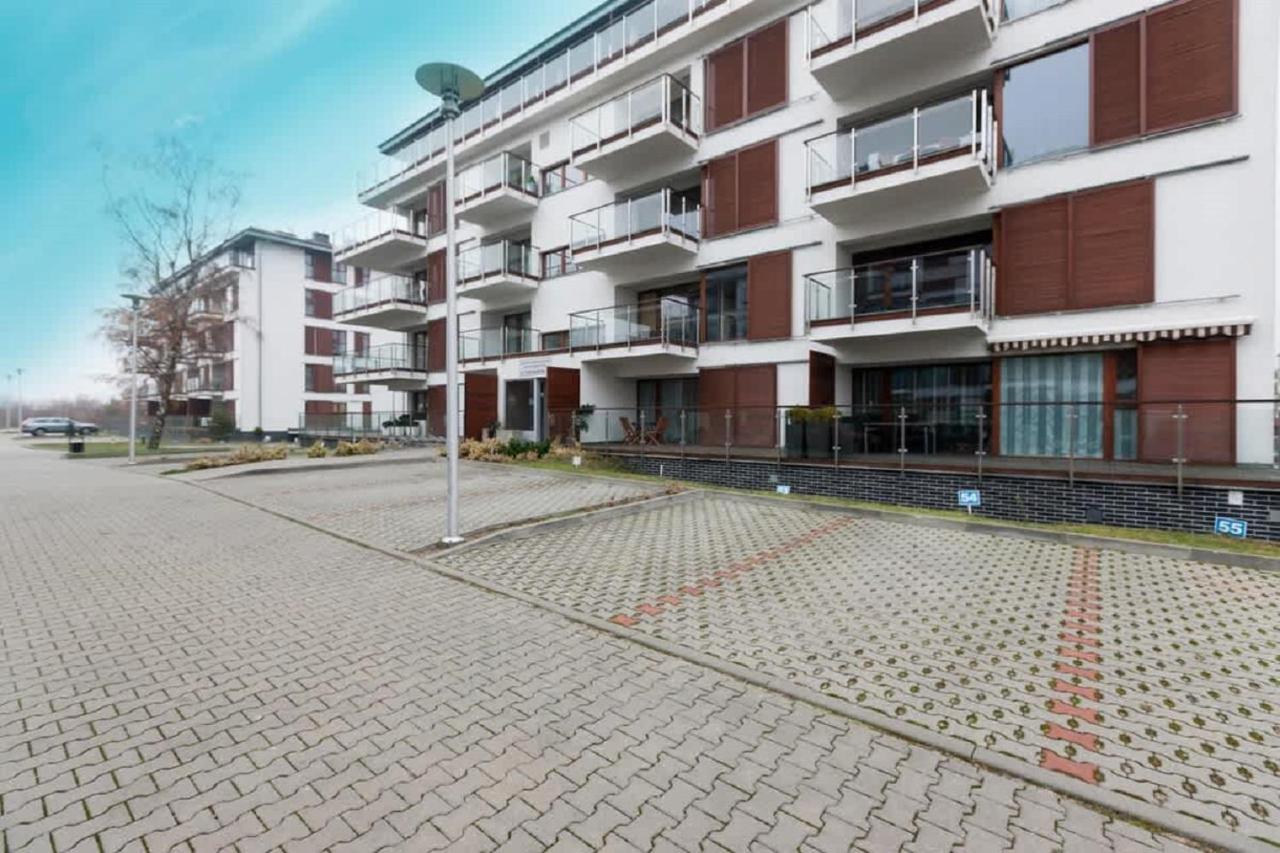 Baltic Park 24 Spacious Apartment Parking - Bed and Breakfast