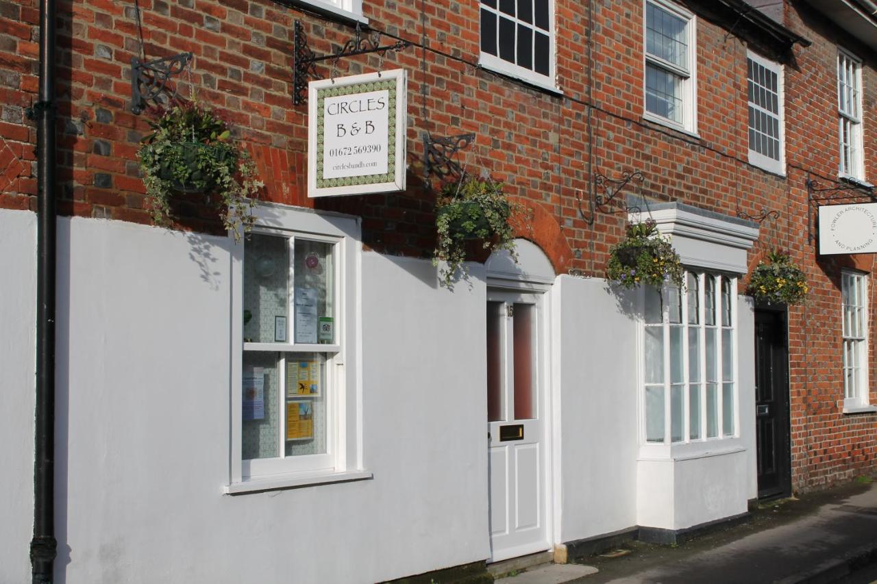 B&B Pewsey - Circles Guest House - Bed and Breakfast Pewsey