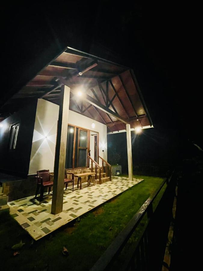 Villa with Garden View
