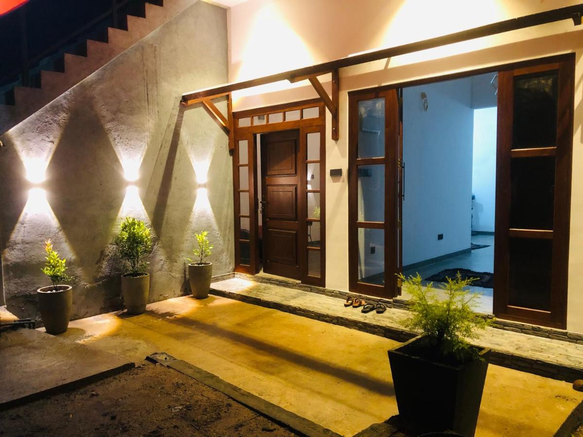 The Ten Stay - B&B Kandy