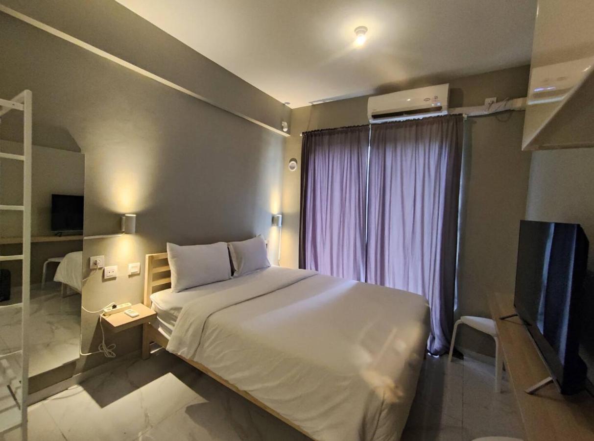 Skyhouse Studio Apartment BSD - B&B