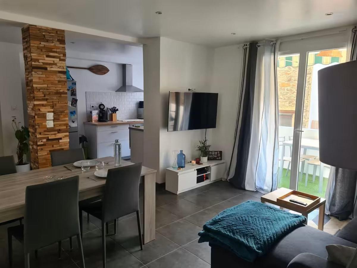 Appartement refait neuf, proche du port - B&B