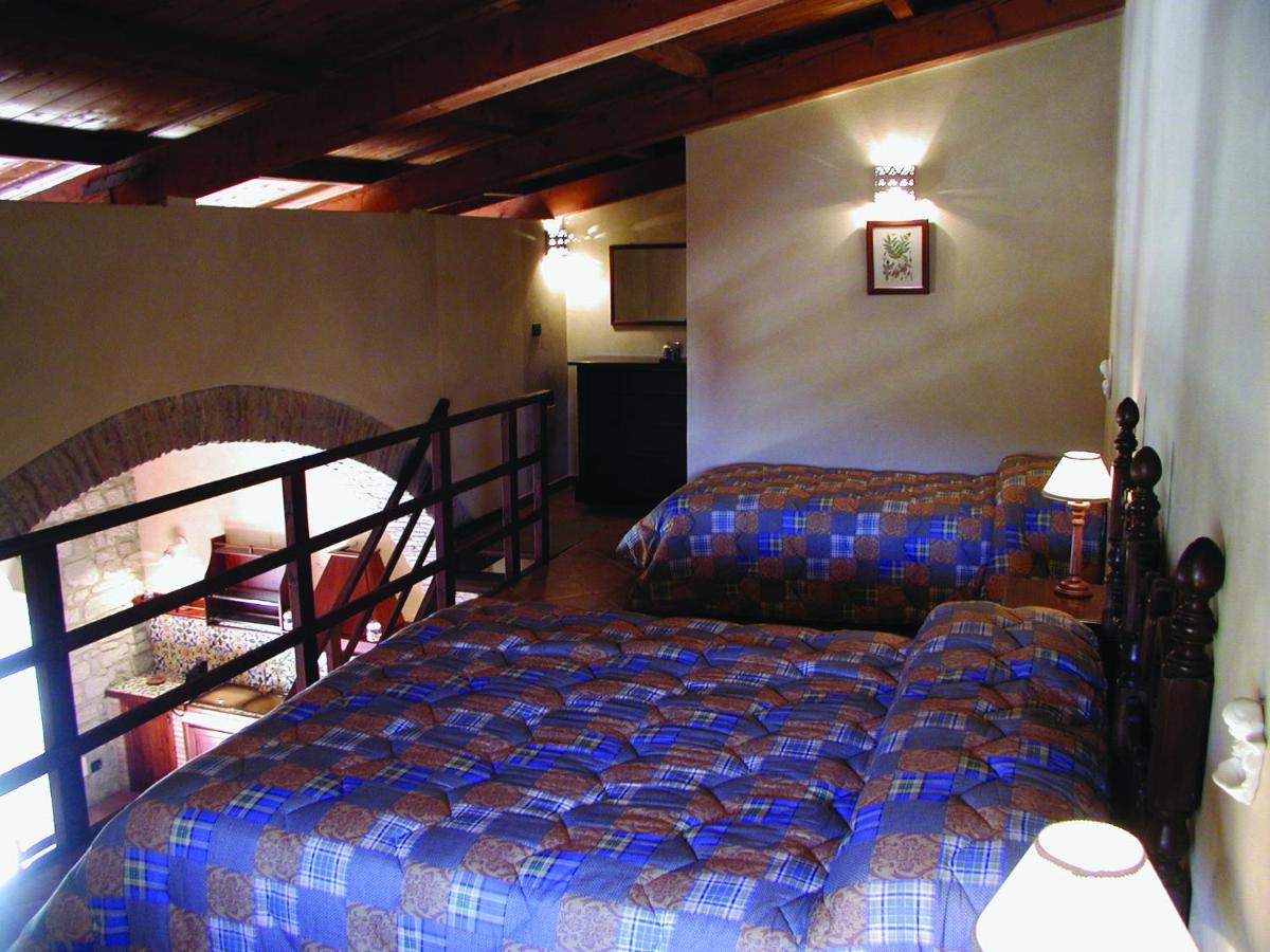 Two-Room Apartment (3 Adults)