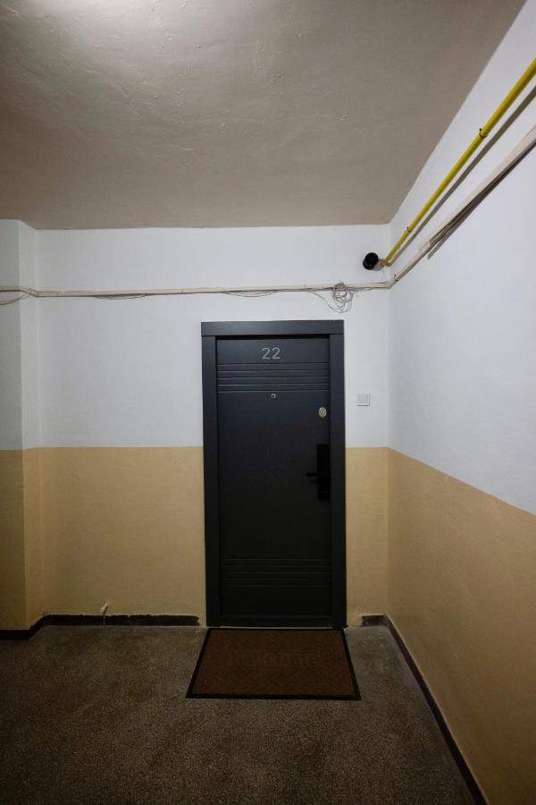 Cozy & Modern Apartament in the Heart of the City - Chambres d'hôtes Craiova
