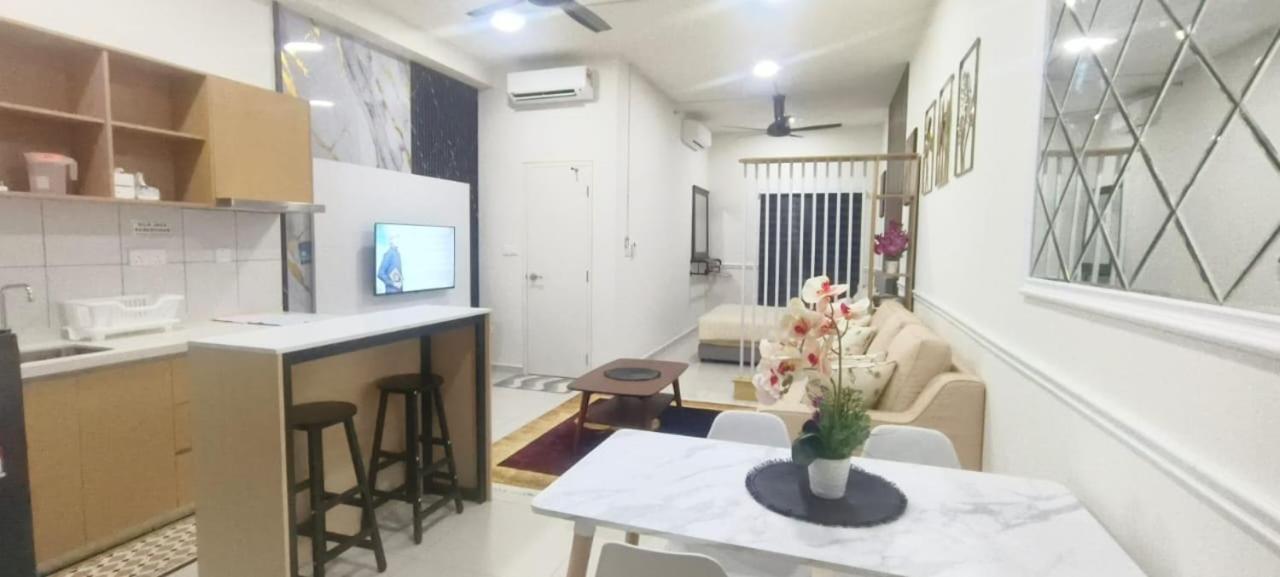 HABITUS Elmina Denai Alam - B&B Shah Alam