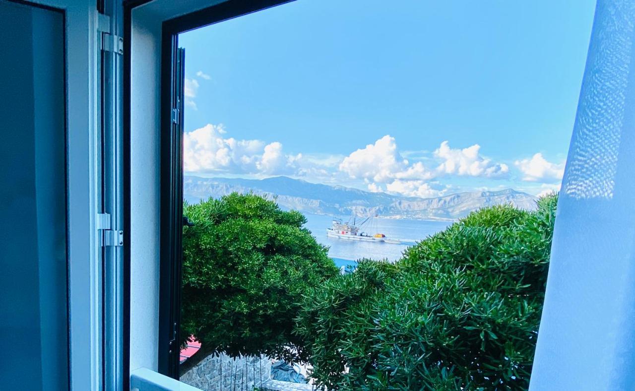 Apartman Postira - B&B