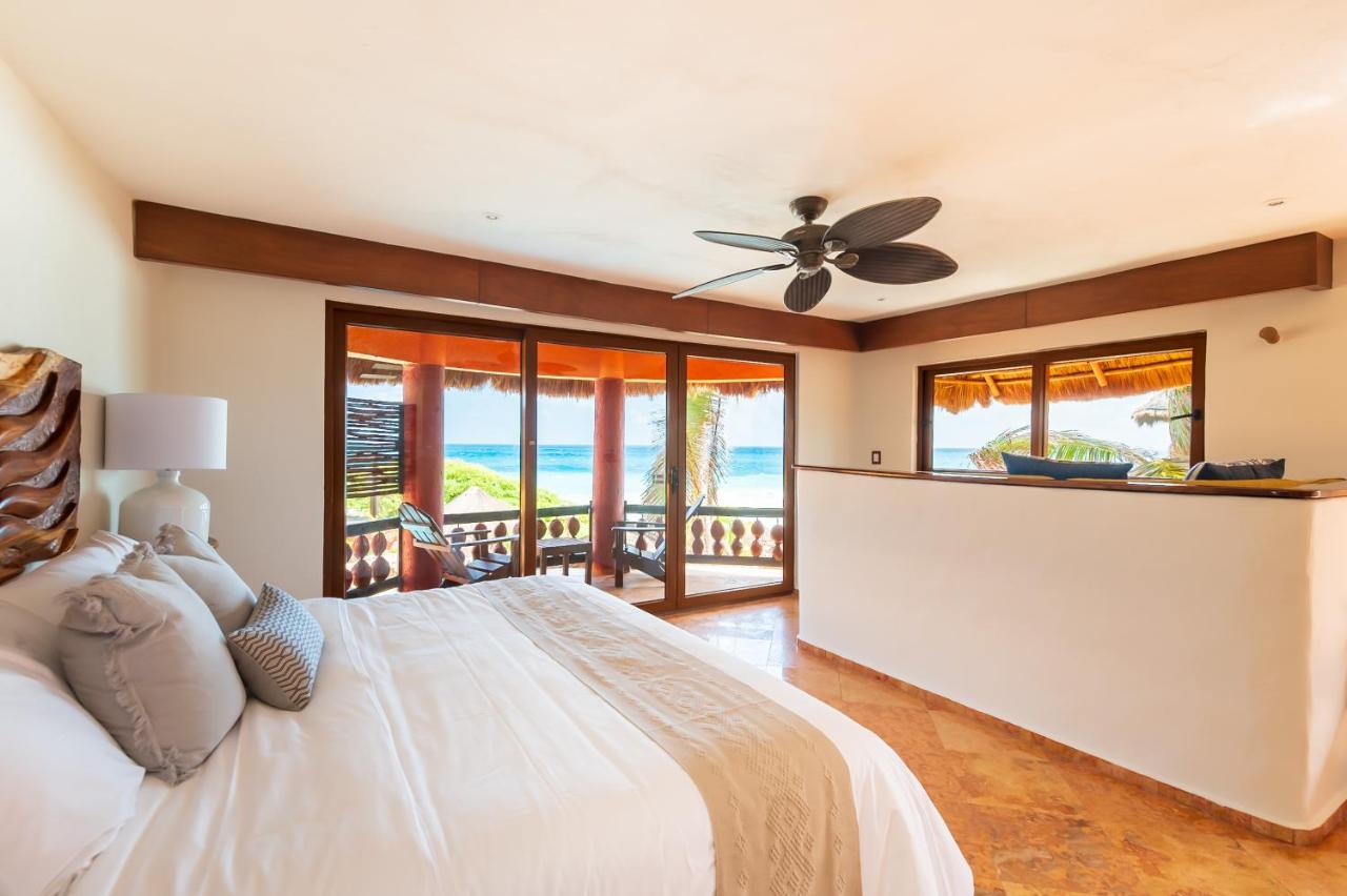 Deluxe Double Room with Balcony and Sea View