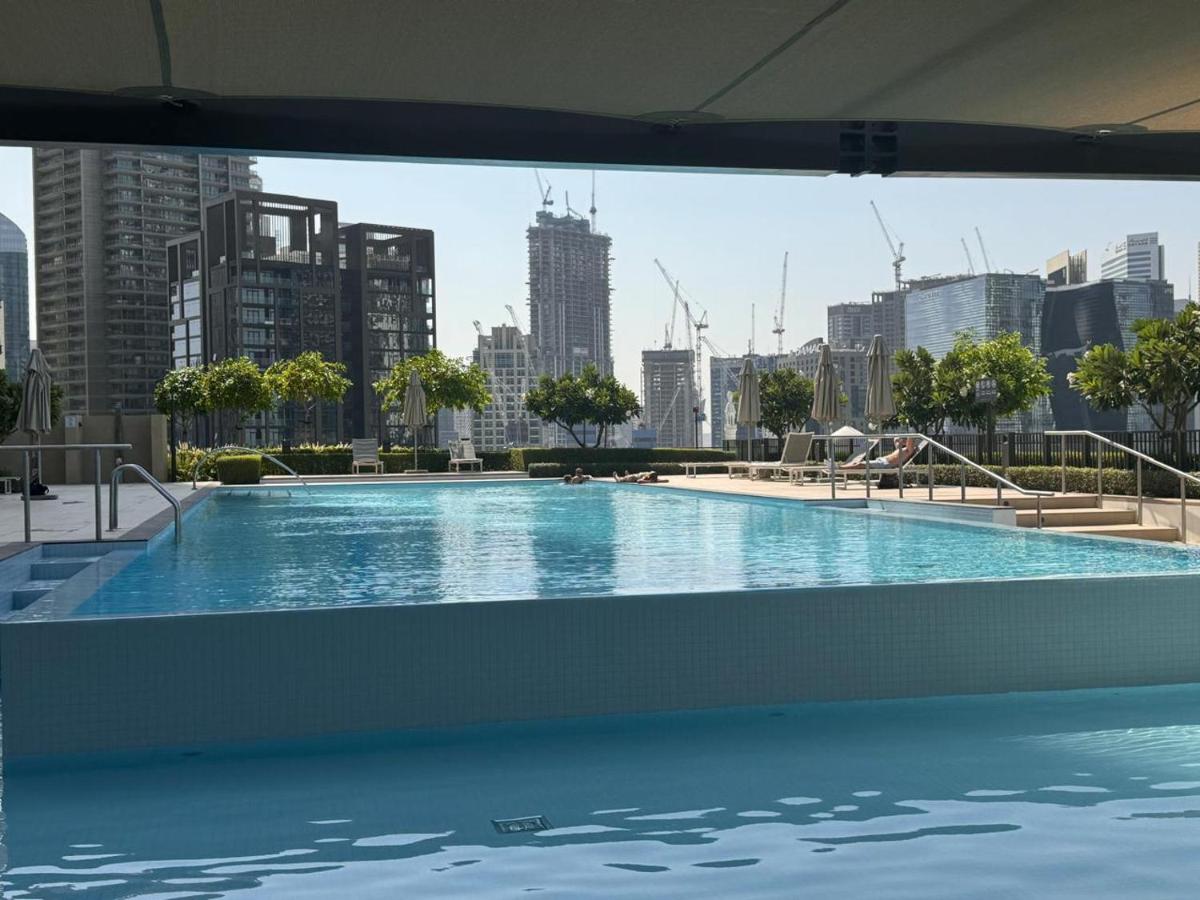 Serene Nest - Luxury 2 Bedroom Apartment with Balcony & Sea View - Burj Crown Downtown Dubai - B&B
