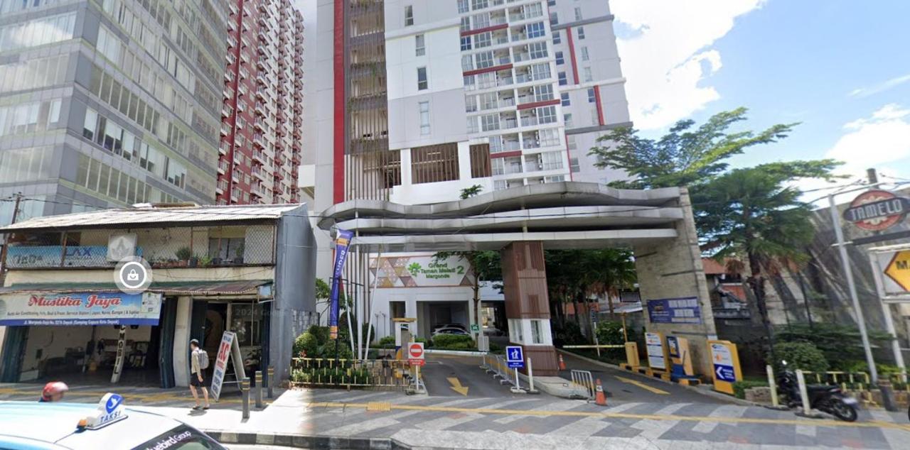 Apartment Grand Taman Melati 2 Studio Wifi Depok - B&B