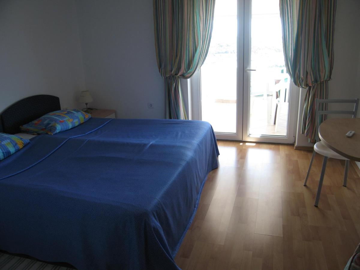 Double Room with Balcony and Sea View