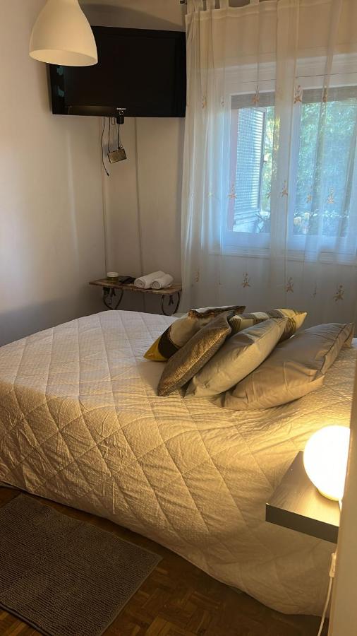 Habitación Ada Madrid - B&B Madrid