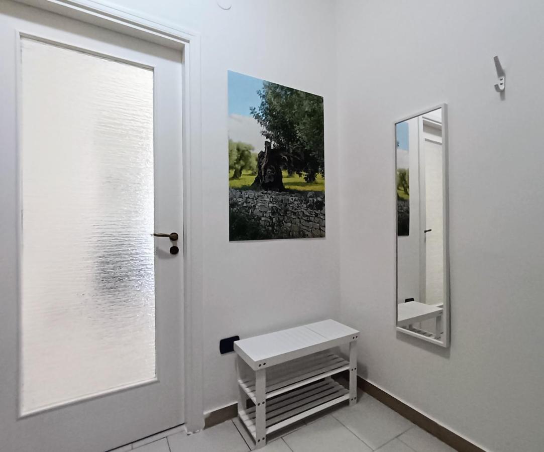 ROUTE 96 Guest House - B&B