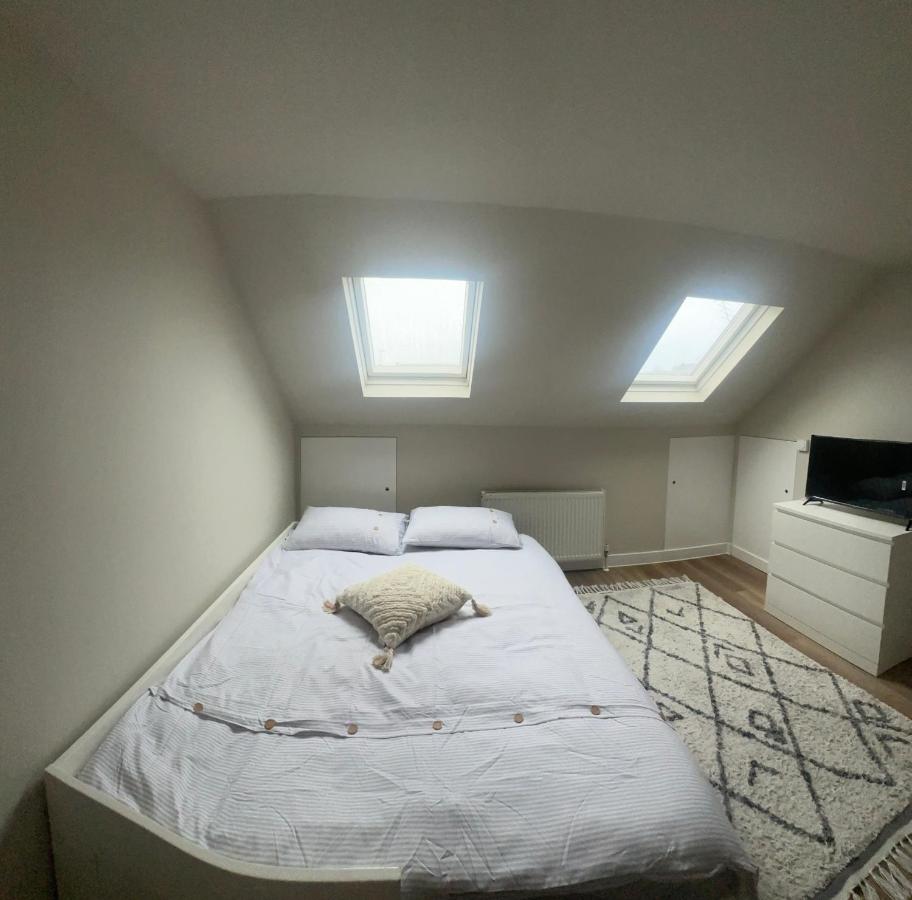 Lovely Studio - B&B Brentford