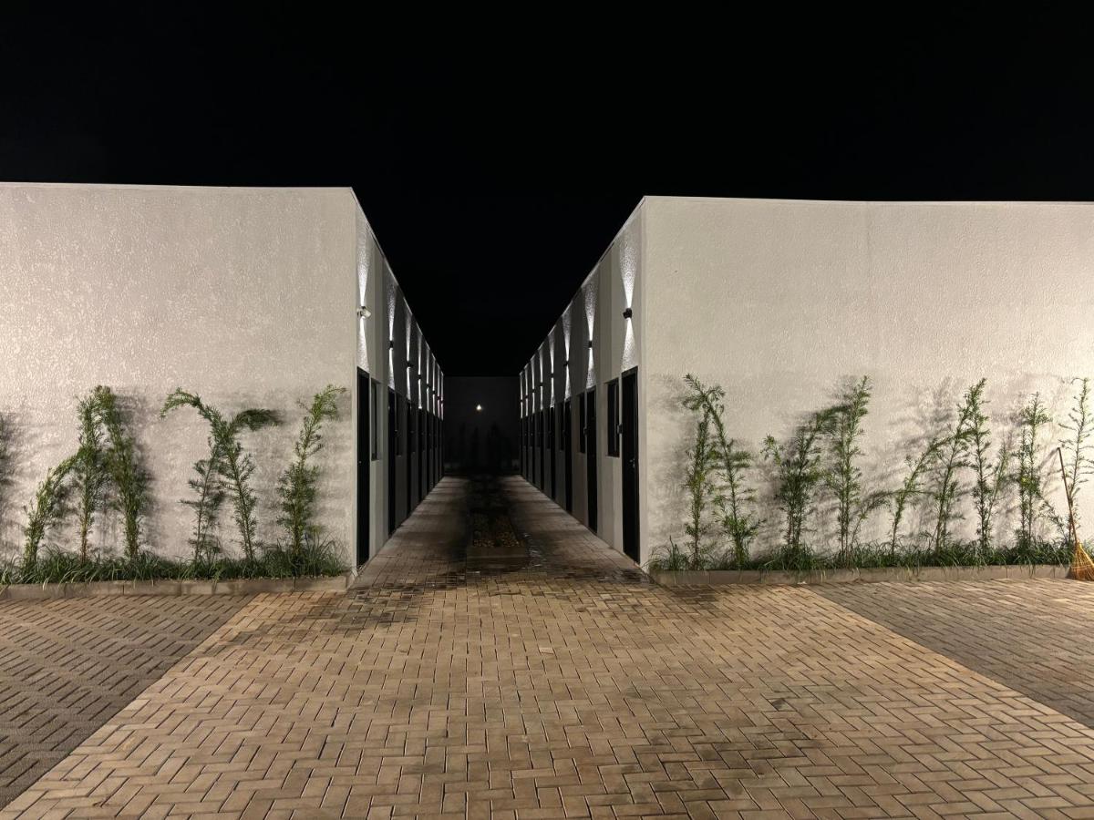 IGUASSU LOFTS - Lofts novinhos perto do aeroporto - B&B