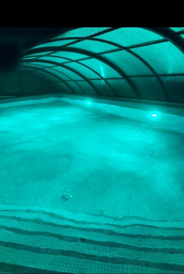Casa con Piscina Climatizada - tipo Spa Playa de la Ñora - Chambres d’hôtes Candolias