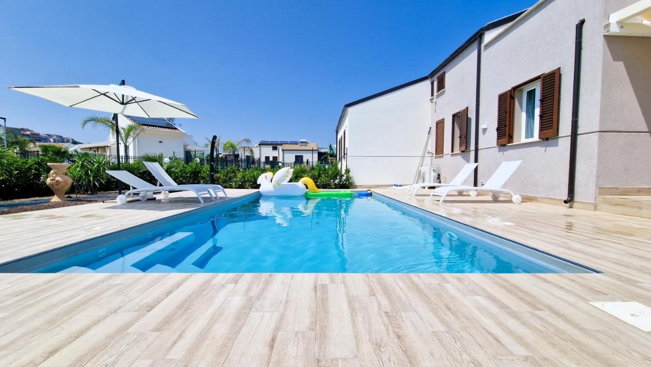Villa Lilia - Private pool - B&B Campofelice di Roccella