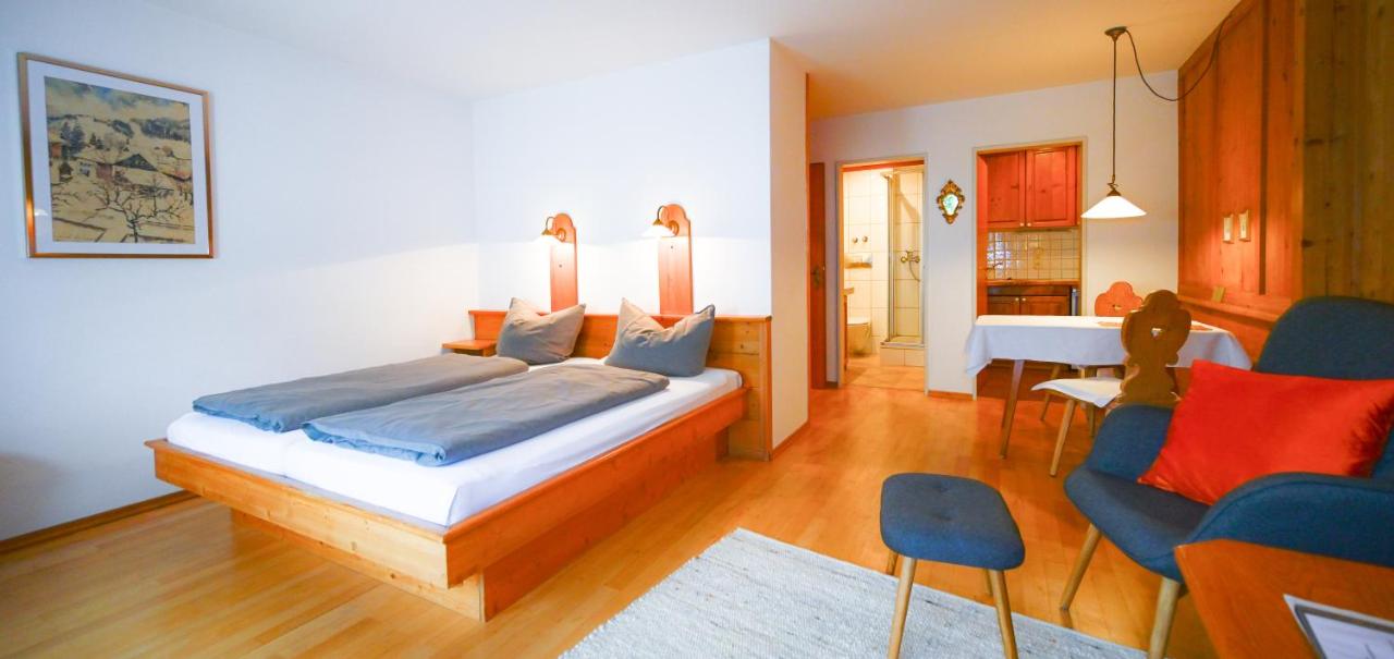 One-Bedroom Apartment with Balcony