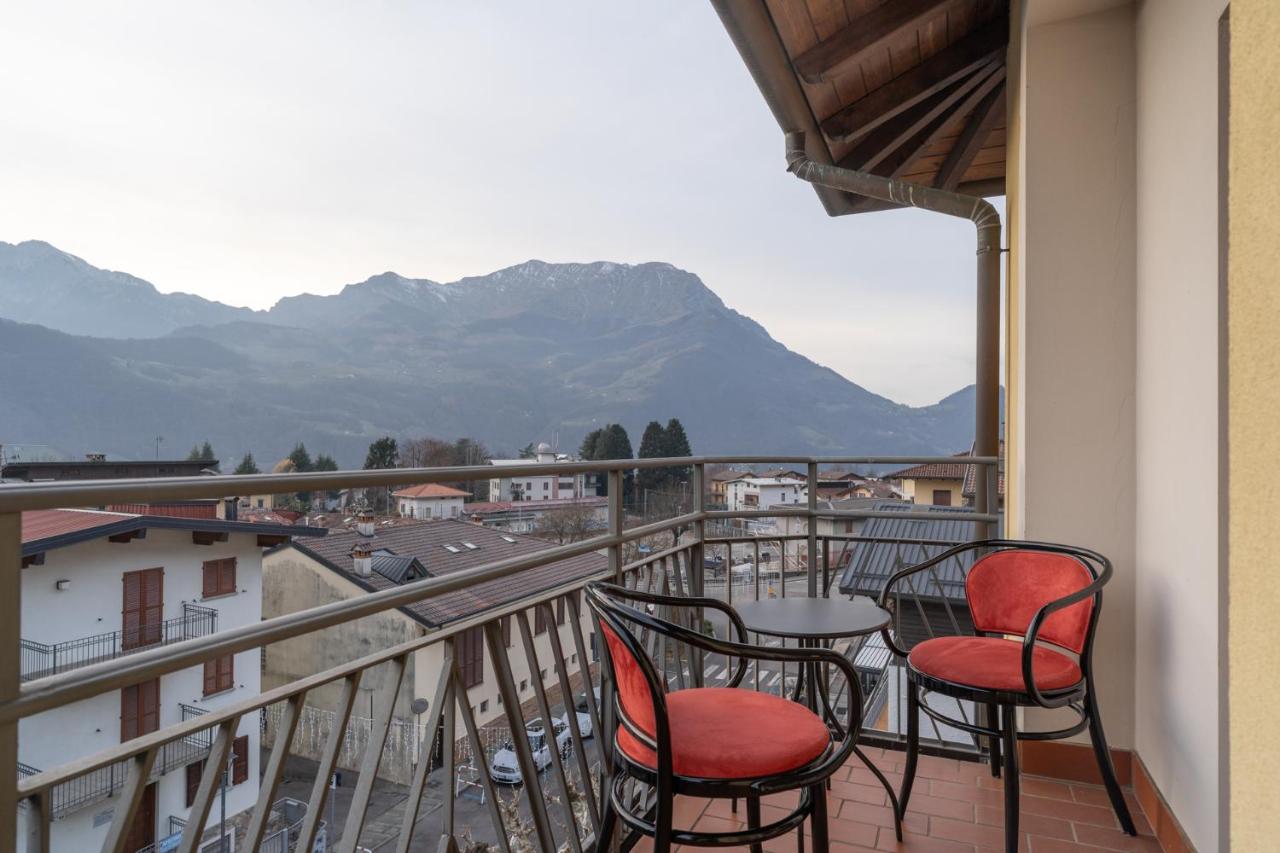 Garden - residence in the center of Barzio - B&B Barzio