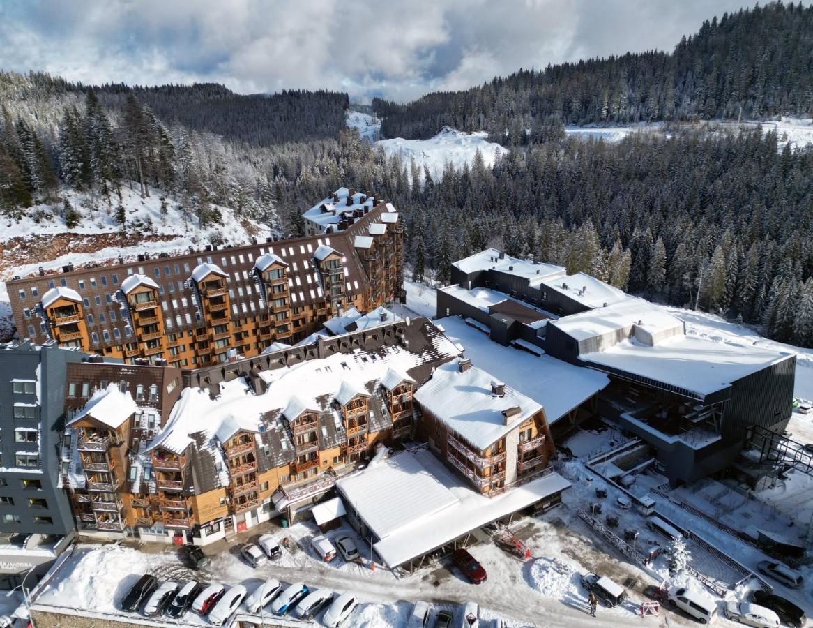 Apartments D242 & D243 in Aparthotel Vucko - Bed and Breakfast Jahorina