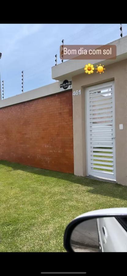 Casa duas quadras da Praia - Bed and Breakfast Matinhos