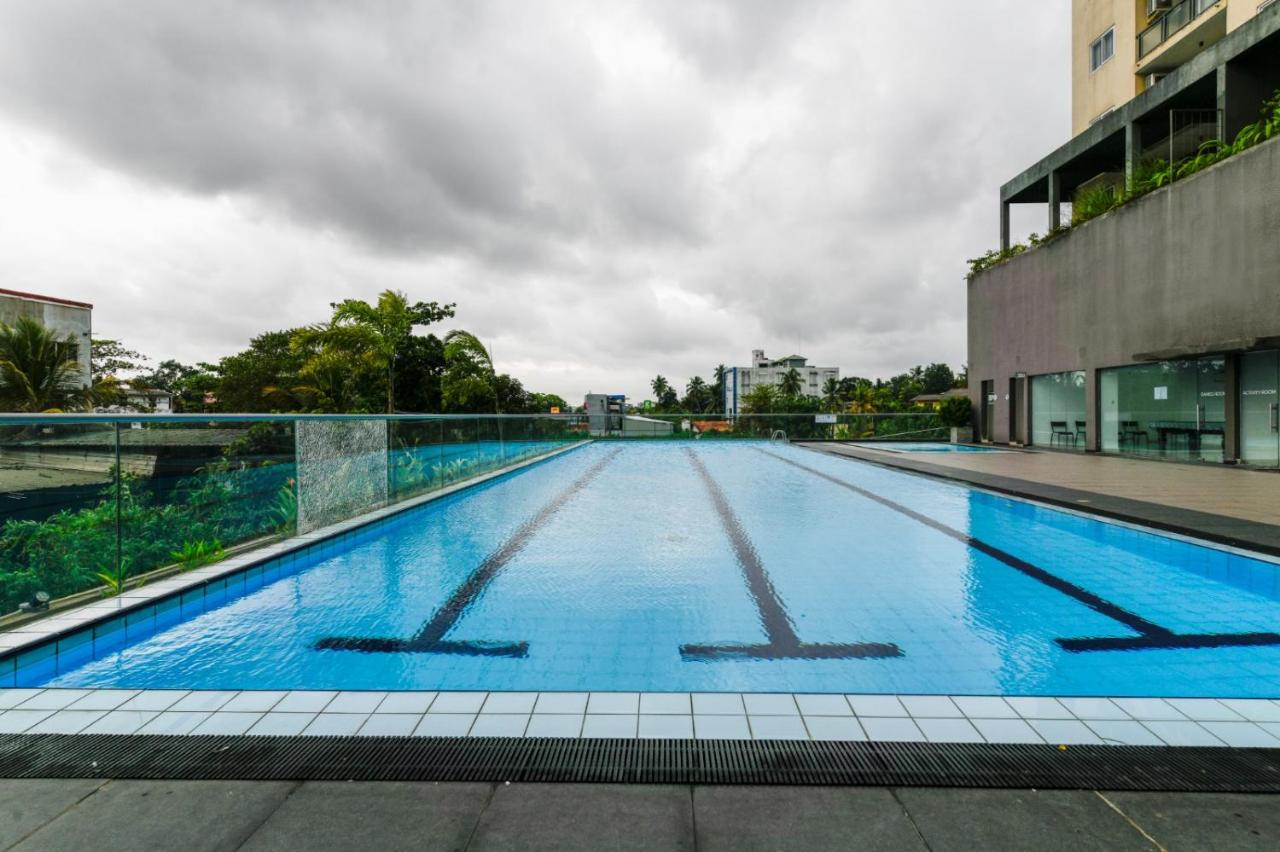 Urban 3 bed Luxury Apartment with Swimming Pool and Gym in Colombo -Sri Jayawardenapura - B&B Sri Jayewardenepura Kotte