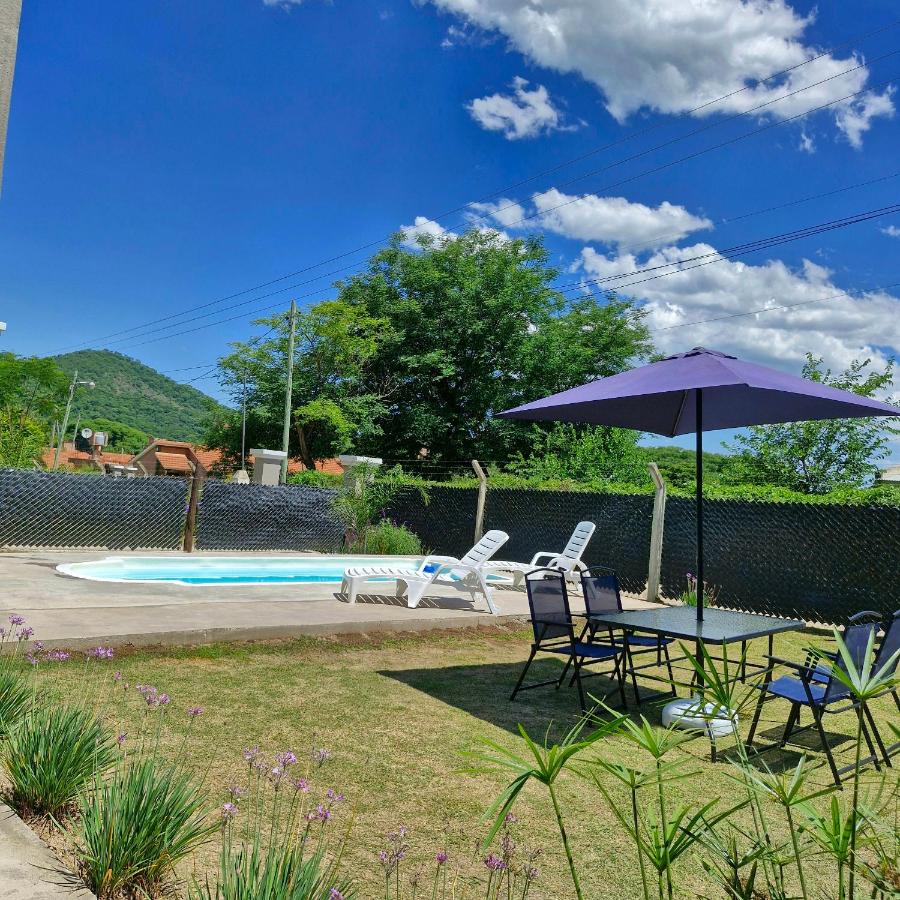 Casa de los Cerros - Vaqueros - B&B