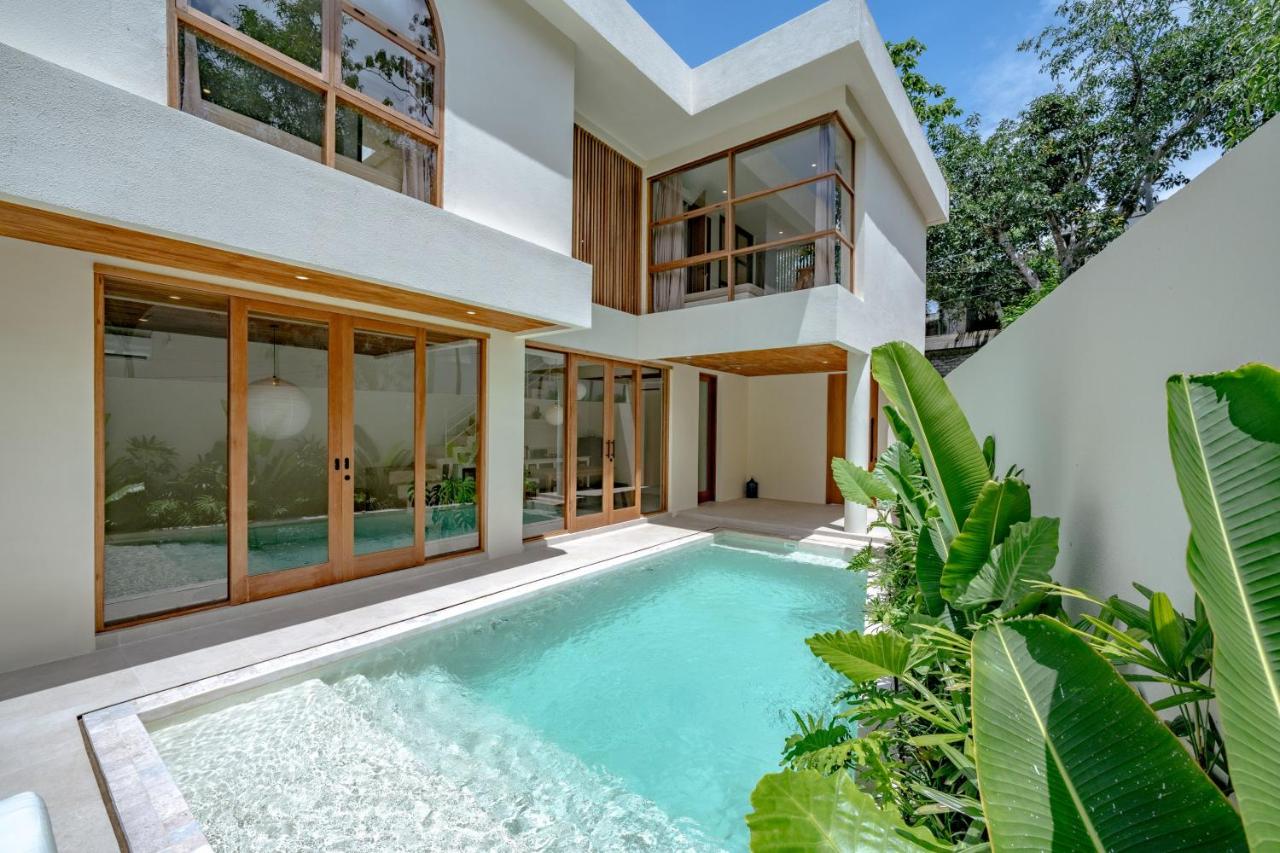 Akela Villas Bingin - B&B